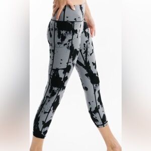 ZYIA Slate Oxidation Soft n Snug hi-rise Leggings